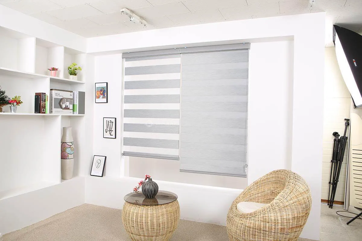 excellent-light-grey-1494-3 rèm cửa phòng khách giá rẻ