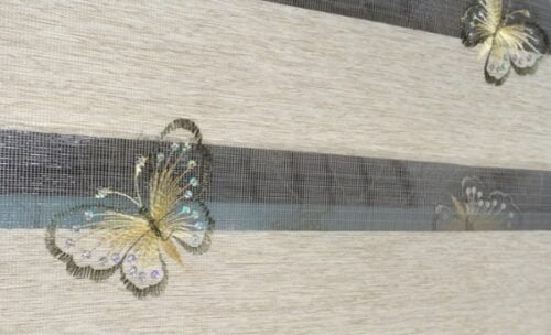 Mẫu vải thêu cánh bướm cũng rất đẹp và được sử dụng nhiều