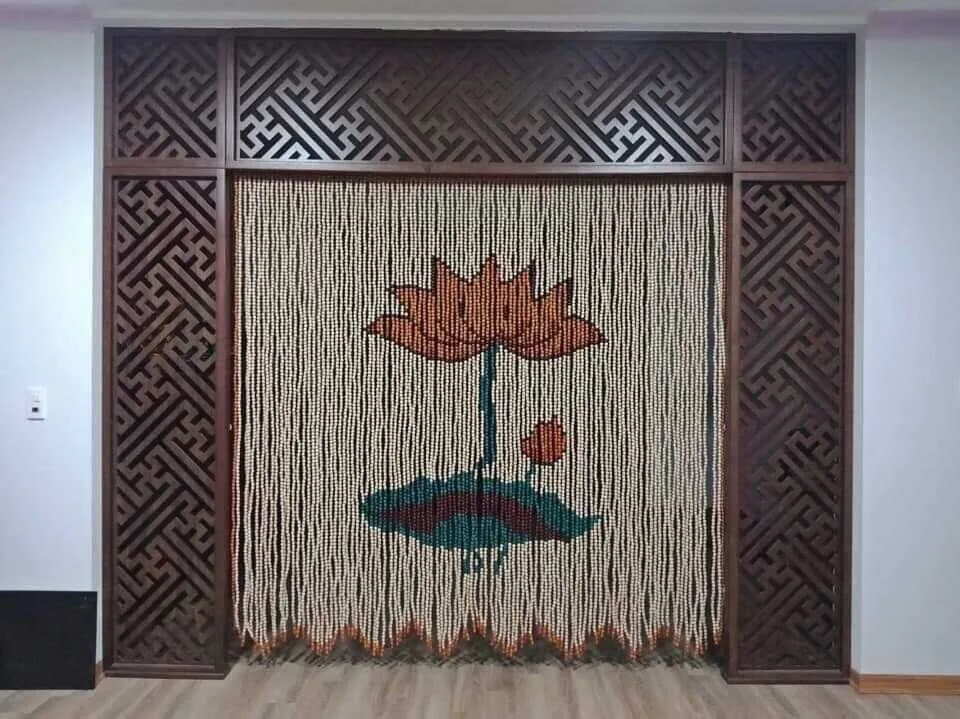 Rèm bàn thờ hạt nhựa