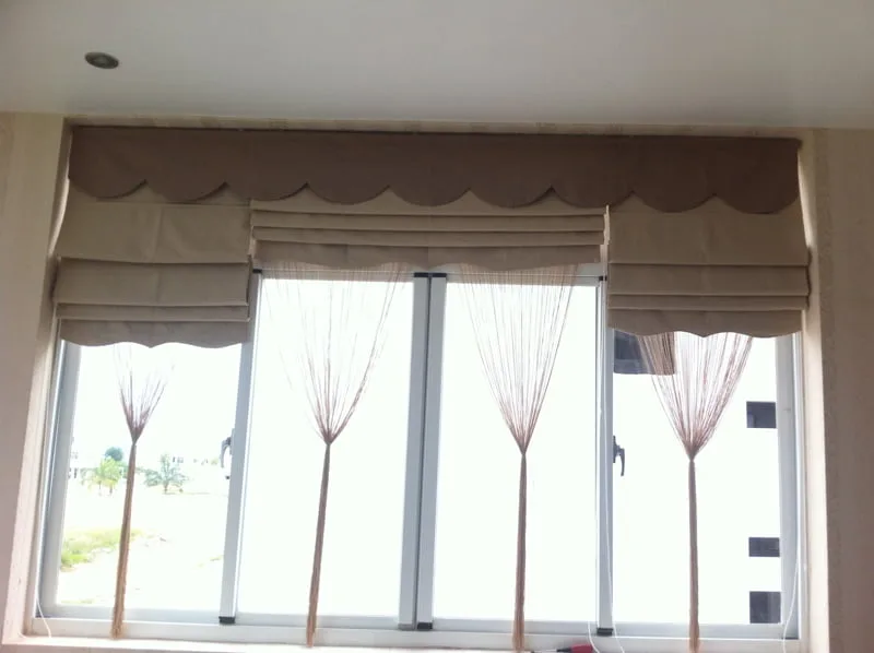 Rèm cửa roman