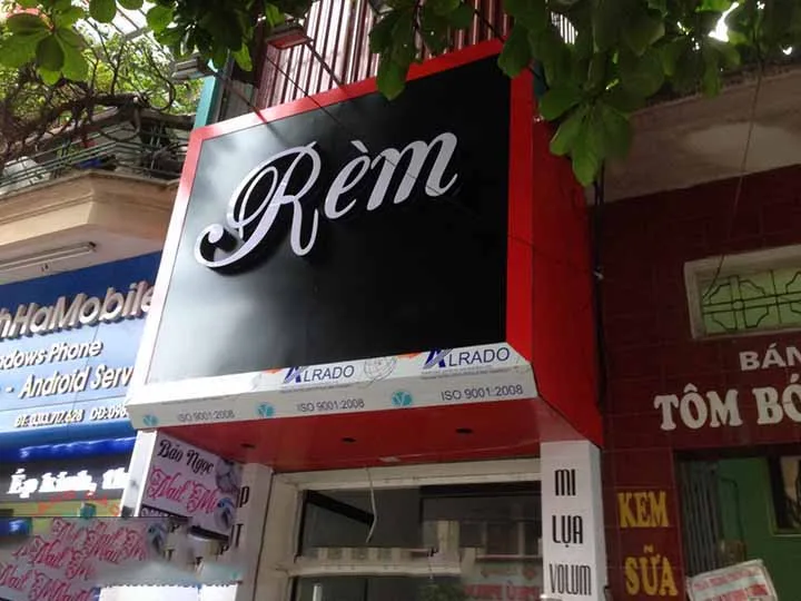 Biển quảng cáo rèm cửa