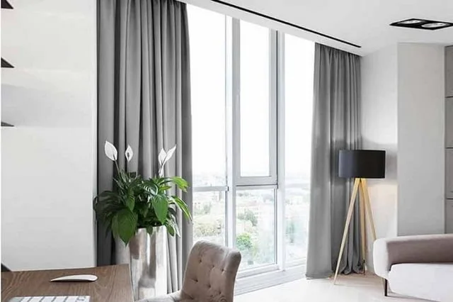 Chọn rèm cửa cho tường màu trắng