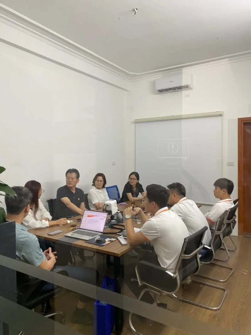 Cuộc họp diễn ra rất sôi nổi với nhiều giải pháp tích cực để góp phần kiến tạo thêm nhiều giá trị trong sản phẩm và dịch vụ WinArt