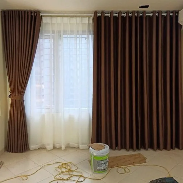 Rèm màu nâu đất