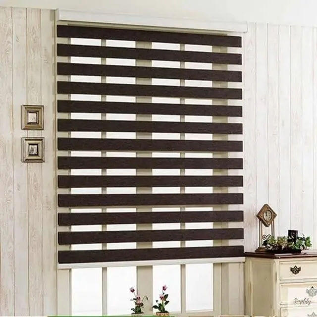 Rèm cầu vồng màu gỗ